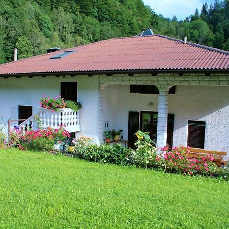 Rooms With Shared Kitchen Zver, Great For Hikers Hudajuzna Extérieur photo