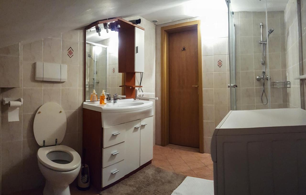 Rooms With Shared Kitchen Zver, Great For Hikers Hudajuzna Extérieur photo