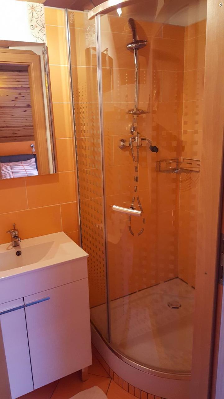 Rooms With Shared Kitchen Zver, Great For Hikers Hudajuzna Extérieur photo